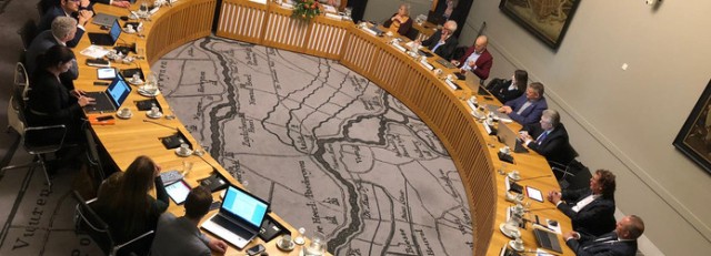 raadzaal.jpg